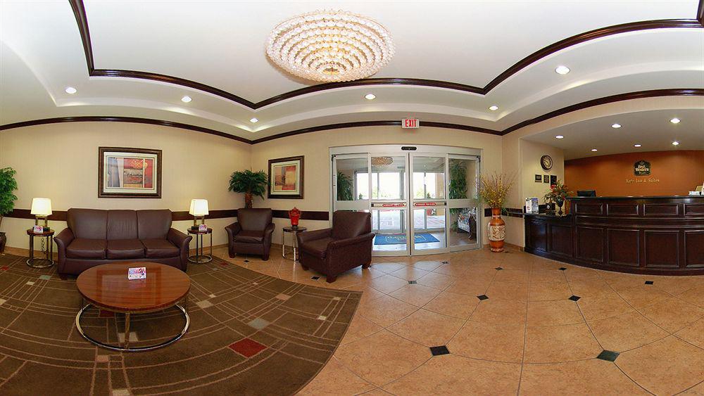 Western And Hotel 3*